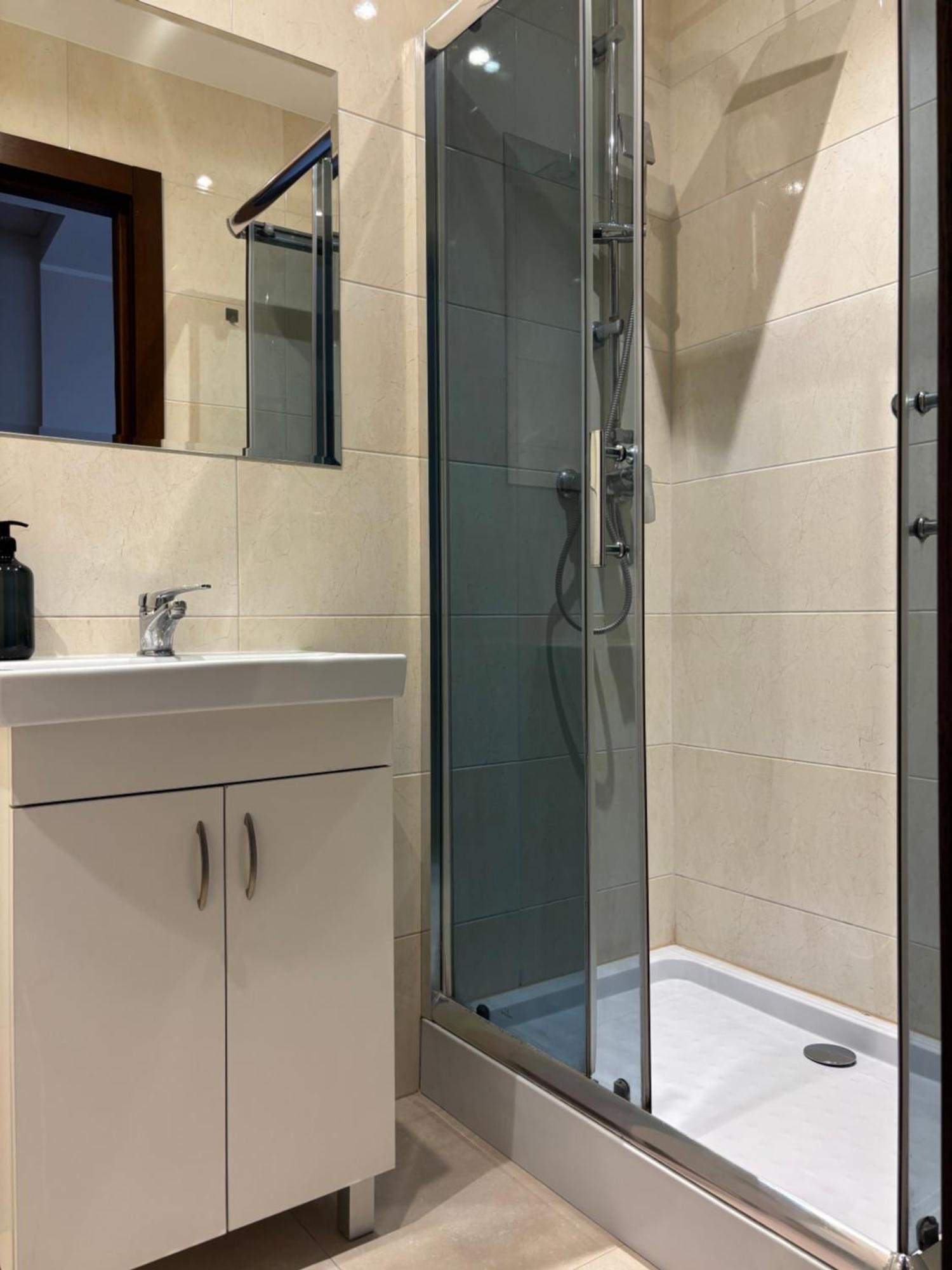 M&A Guest Rooms Lomza Luaran gambar